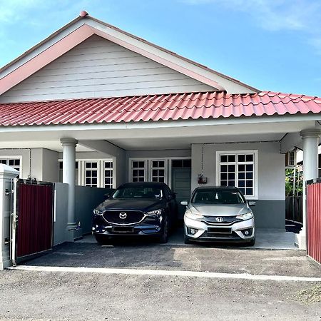 Teratai Homestay 3 Batu Buruk Kuala Terengganu Exterior foto