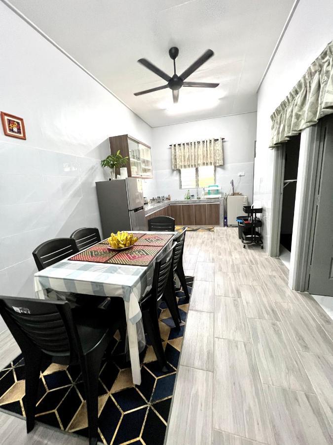 Teratai Homestay 3 Batu Buruk Kuala Terengganu Exterior foto