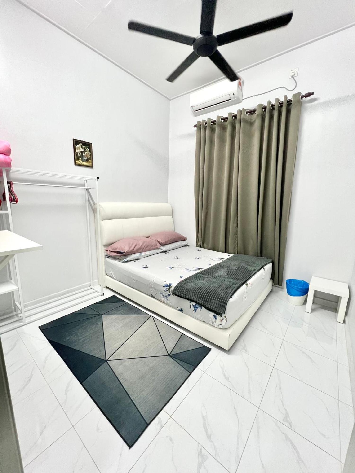 Teratai Homestay 3 Batu Buruk Kuala Terengganu Exterior foto